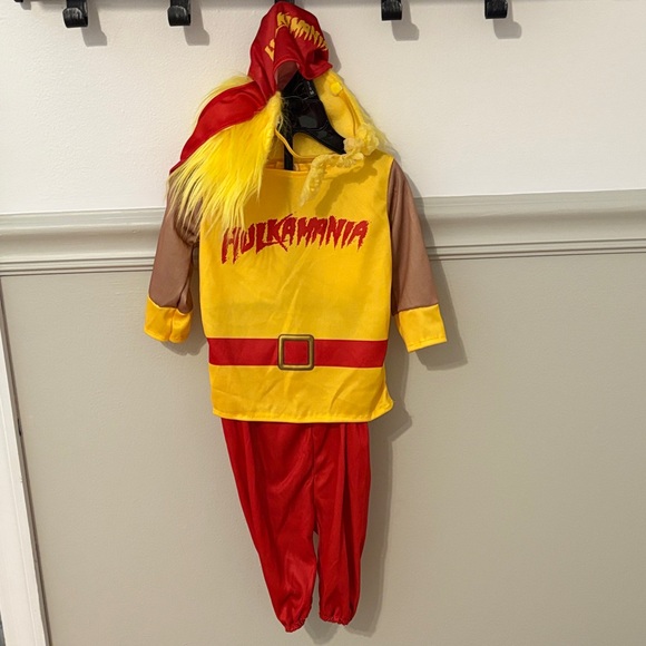 WWE Hulkamania Kids Costume - Bold Red and Yellow - Picture 1 of 5